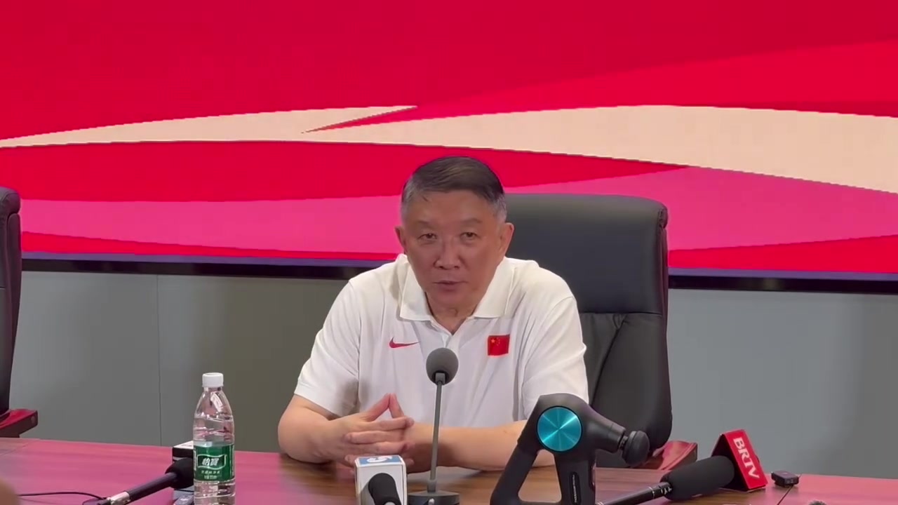 九游会j9官网真人游戏第一品牌张子宇成年队首秀12分钟11中7&18+7！宫鲁鸣：今天算及格吧